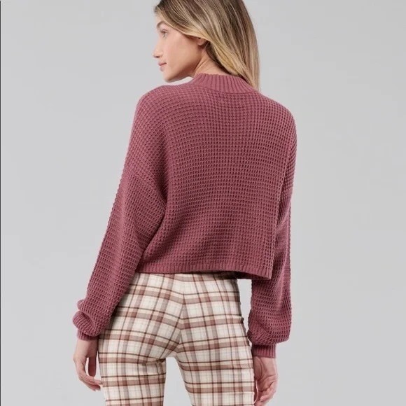 Hollister Mock Neck Waffle Knit Cropped Sweater Dusty Rose/Mauve XS - Picture 10 of 13